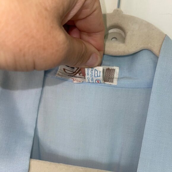 Health Vintage Womens Robe Size Medium Light Blue Hand Embroidered Tie Waist - Picture 5 of 10